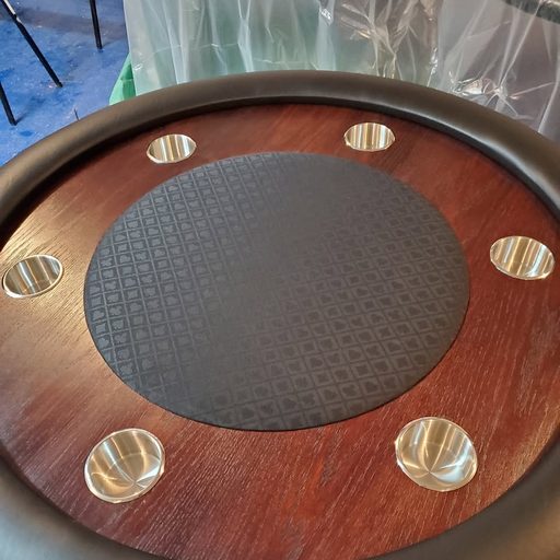 Custom table build by Platinum Poker Tables
